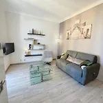 Rol2 - Beau 2 Pieces Avec Balcon Et Vue Mer Laterale
